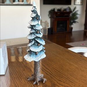 DEPARTMENT 56 COLD CAST PORCELAIN POLE PINE TREE 10.5” #55298